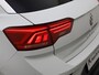 Volkswagen T-Roc 1.5 TSI 150PK DSG Style · Camera · Panoramadak · Apple/Android Car Play · Trekhaak · Navigatie · 17'' Inch ·