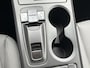 Hyundai Kona Electric EV Business 64 kWh / Fabrieksgarantie t/m 11-2028 / SOH 100% / Dealer Onderhouden / NL auto / Adaptieve Cruise Control / Stoelverwarming / Achteruitrijcamera / Navigatie / Apple Carplay/Android Auto / KRELL audio