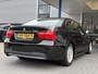 BMW 3-Serie 318i Corporate Lease Luxury Line | M Pakket | Parkeersensoren | Cruise Control | Navi | Bluetooth |