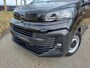 Opel Vivaro-e Electric L3 75 kWh 136pk | 8 jaar garantie | 0% financial lease | Multimedia | Apple Carplay | Android Auto | Achteruitrijcamera | Parkeersensoren voor en achter | Dode hoek detectie | Ditale cockpit | Stuurwielbediening | Bestuurdersstoel comfort | Bank voorpassagiers | Tussenwand comfort met raam | van €47.460 voor €36.395 ex. BTW rijklaar