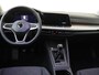 Volkswagen Golf 1.0 TSI Life | Adaptieve cruise control | Parkeersensoren | Navigatie | CarPlay | Draadloze telefoonlader | Sfeerverlichting |