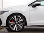 Volkswagen Golf 1.5 eHybrid 272 pk DSG GTE | Trekhaak | Stoel + stuurverwarming | 360 Camera | Travel Assist | App Connect | Sfeerverlichting | Dynamic Light Assist | Head Up |