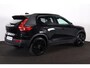 Volvo XC40 B3 Plus Black Edition - Panorama/schuifdak - IntelliSafe Assist & Surround - 360º Camera - Harman/Kardon audio - Verwarmde voorstoelen & stuur - Parkeersensoren voor & achter - Elektr. bedienb. voorstoelen met geheugen links - Draadloze tel. lader - Extra getint glas - 20' LMV
