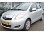Toyota Yaris 1.3 AUTMAAT, airco, trekhaak, el. ramen, stuurbekr.