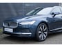 Volvo V90 T6 Automaat Plug-in hybrid AWD Ultra Bright | Panoramadak | Verwarmbare voorstoelen en achterbank | Verwarmbaar stuurwiel | Premium audio by Harman Kardon | Adaptieve cruise control | Rondom zichtcamera | Apple carplay/Android auto | 19 inch Lichtmetalen velgen | Alarmklasse 3