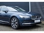 Volvo V90 T6 Automaat Plug-in hybrid AWD Ultra Bright | Panoramadak | Verwarmbare voorstoelen en achterbank | Verwarmbaar stuurwiel | Premium audio by Harman Kardon | Adaptieve cruise control | Rondom zichtcamera | Apple carplay/Android auto | 19 inch Lichtmetalen velgen | Alarmklasse 3