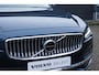 Volvo V90 T6 Automaat Plug-in hybrid AWD Ultra Bright | Panoramadak | Verwarmbare voorstoelen en achterbank | Verwarmbaar stuurwiel | Premium audio by Harman Kardon | Adaptieve cruise control | Rondom zichtcamera | Apple carplay/Android auto | 19 inch Lichtmetalen velgen | Alarmklasse 3