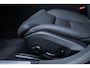 Volvo V90 T6 Automaat Plug-in hybrid AWD Ultra Bright | Panoramadak | Verwarmbare voorstoelen en achterbank | Verwarmbaar stuurwiel | Premium audio by Harman Kardon | Adaptieve cruise control | Rondom zichtcamera | Apple carplay/Android auto | 19 inch Lichtmetalen velgen | Alarmklasse 3