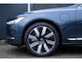 Volvo V90 T6 Automaat Plug-in hybrid AWD Ultra Bright | Panoramadak | Verwarmbare voorstoelen en achterbank | Verwarmbaar stuurwiel | Premium audio by Harman Kardon | Adaptieve cruise control | Rondom zichtcamera | Apple carplay/Android auto | 19 inch Lichtmetalen velgen | Alarmklasse 3