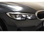 BMW 3-Serie 318i BnsEdPl[ Apple CarPlay Lederen bekleding LED koplampen]