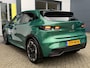 Renault Clio 1.8 Hybrid 160 techno | Pack Premiere t.w.v. €1.400,- | Stoelverwarming | Dodehoekdetectie | 3D Around view camera
