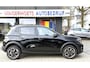 Citroën E-C3 100% Elektrisch 113pk Comfort Range 44 kWh Superluxe MAX Uitvoering * Navigatie * Parkeer Camera * L.M. Velgen * Apple Car Play / Android Auto * Climate & Cruise Control * Vingerhoets; Vierde Generatie Eersteklas Service. Al meer dan 100 jaar een begrip in de Brabantse Kempen.