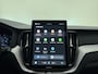 Volvo XC60 T6 350pk AWD Ultra Black Edition / Luchtvering / Bowers&Wilkins Audio / Ventilatie / Massage / 21'' / Extra Getint Glas /