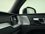 Volvo XC60 T6 350pk AWD Ultra Black Edition / Luchtvering / Bowers&Wilkins Audio / Ventilatie / Massage / 21'' / Extra Getint Glas /