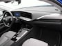 Opel Astra Sports Tourer 1.6 Hybrid Business Elegance incl. afneembare trekhaak | Apple Carplay | Afneembare trekhaak | Navigatie | Achteruitrij camera | Parkeersensoren voor en achter | Voorstoelen verwarmd | Spraakbediening |
