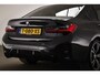BMW 3-Serie 318i M-Sport | TRAVEL- PACK | KANTELDAK | STOELVERWARMING | DAB | APPLE | 19"