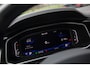 Volkswagen T-Roc 1.5 TSI R-Line , Adaptive cruise, Trekhaak, Apple Carplay
