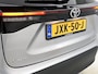 Toyota Yaris Cross 1.5 Hybrid 130 Executive | Zeer luxe uitvoering | Blindspot | Stoelverwarming | Facelift Model | Stuur + Voorruit verwarming |