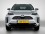 Toyota Yaris Cross 1.5 Hybrid 130 Executive | Zeer luxe uitvoering | Blindspot | Stoelverwarming | Facelift Model | Stuur + Voorruit verwarming |