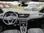 Volkswagen Polo 1.0 TSI R-Line Automaat | Clima | Parkeersensoren V+A | Apple Carplay of Android Auto | Privacy Glass | 17 Inch Lm Velgen