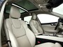 Volvo XC60 B5 Momentum Exclusive | Panoramadak | 360° camera | Harman Kardon | Head-up Display | Stoel- en Stuurverwarming | Trekhaak