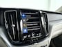 Volvo XC60 B5 Momentum Exclusive | Panoramadak | 360° camera | Harman Kardon | Head-up Display | Stoel- en Stuurverwarming | Trekhaak