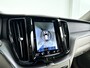 Volvo XC60 B5 Momentum Exclusive | Panoramadak | 360° camera | Harman Kardon | Head-up Display | Stoel- en Stuurverwarming | Trekhaak