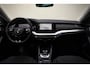 Skoda Octavia Combi 1.0 e-TSI Business Ed. Plus Aut. [ Virtual LED Navi Apple/Android Stoelverwarming ]