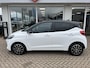 Hyundai i10 1.0 Comfort Smart 5-zits Automaat Bi-tone wit met zwart dak, AppleCarPlay/AndroidAuto, navigatie, achteruitrij camera, cruise control, parkeersensoren achter,