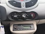 Renault Twingo 1.2 Authentique | Lage kilometers | Radio | Elektrische ramen |