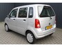 Opel Agila 1.2-16V Essentia