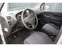 Opel Agila 1.2-16V Essentia