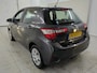 Toyota Yaris 1.0 VVT-i Aspiration 1e Eigenaar | NAP | BTW | volledig Onderh | Brake Assist | Camera | Bots | Multifunctioneel Stuur | Airco |