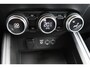 Renault Clio 1.0 TCe Intens 1e Eigenaar | NAP | BTW | Volledig Onderh | Carplay | Cruise | DAB | Keyless | Full LED | LMV | PDC