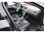 Volvo V40 2.0 D2 R-Design Business LED_XENON_NAVI_PDC _NAP.