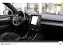Volvo XC40 Recharge P8 AWD R-Design | 1e eigenaar | PANO | Warmtepomp