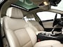 BMW 5-Serie 528i Luxury Edition | Panoramadak | Parkeercamera | Stoelverwarming | Trekhaak