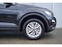Volkswagen T-Roc 1.5 TSI 150pk DSG Style | Achteruitrijcamera | Trekhaak | Navigatie