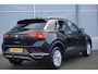 Volkswagen T-Roc 1.5 TSI 150pk DSG Style | Achteruitrijcamera | Trekhaak | Navigatie