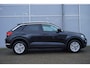 Volkswagen T-Roc 1.5 TSI 150pk DSG Style | Achteruitrijcamera | Trekhaak | Navigatie