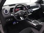 Mercedes-Benz GLB 180 Business Solution AMG | Premium Plus | Panoramaschuifdak | Trekhaak | Winterpakket |