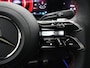 Mercedes-Benz GLB 180 Business Solution AMG | Premium Plus | Panoramaschuifdak | Trekhaak | Winterpakket |