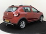Dacia Sandero 0.9 TCe 90 PK Stepway Lauréate Airco | Navigatie | Bluetooth | Trekhaak | Parkeersensoren Achter