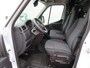 Renault Master GB 2.3 Blue dCi 150pk L2H2 T35 FWD Work Edition/ Trekhaak/ Vloer + wandplaat/ Camera achter/ Navigatie/ 1 Eigenaar/ Origineel NL/ NAP