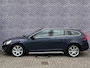 Volvo V60 2.0 T5 Summum | Trekhaak | Adaptieve Cruise Controle | Blis | Dakrails | Stoelverwarming | High performance audio | Navigatie |
