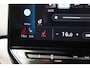 Volkswagen ID.4 77 kWh First Pro 3-Fase [ LED Trekhaak Navi Apple/Android Stoel&stuur verwarming ]