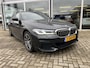 BMW 5-Serie Touring 530e xDrive Business Edition Plus M-Pakket / Leer / Hud / Clima / Sportstoelen / Carplay