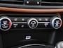 Alfa Romeo Giulia 2.0T Super | Navigatie | Camera | Lederen bekleding | YP