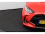 Toyota Yaris 1.5 Hybrid Executive | Navigatie |  Stoel en stuurverwarming | Panoramadak | Leder-stof bekleding |