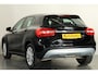 Mercedes-Benz GLA 180 Ambition / Bluetooth / Airco / Camera